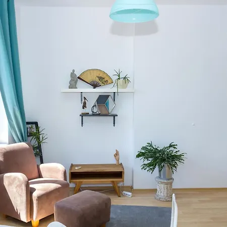 Designer With A Top Central Location Apartment Varna